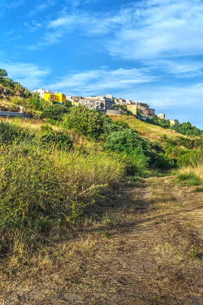 Osilo visto dalla campagna sarda