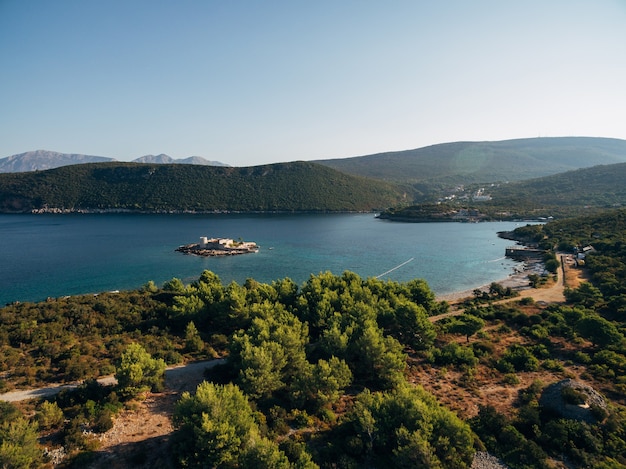 Otocic gospa isola nella baia di kotor montenegro