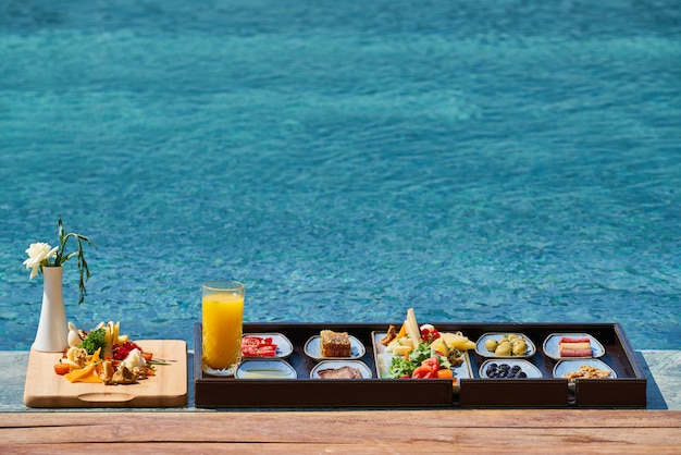 Ottima colazione a bordo piscina