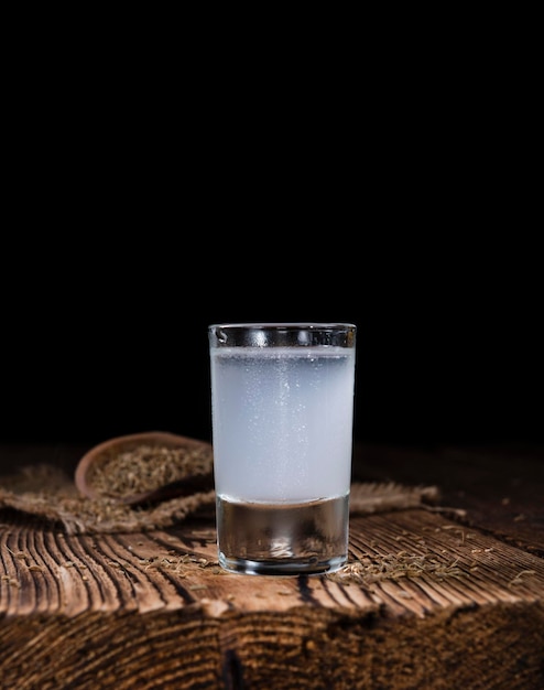 Ouzo congelato in un bicchierino