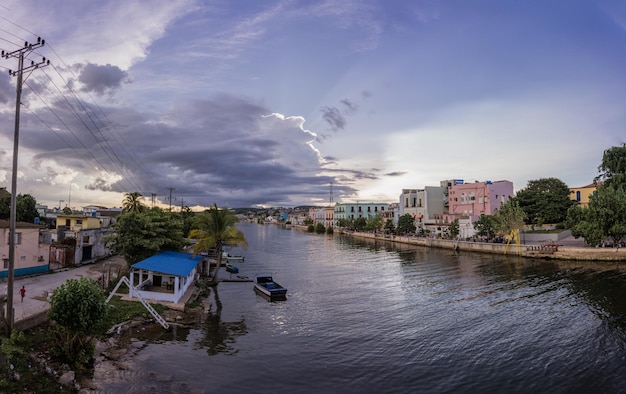 paesaggi nella città di matanzas zona cuba versalles, vigia, teatro sauto, lunga esposizione