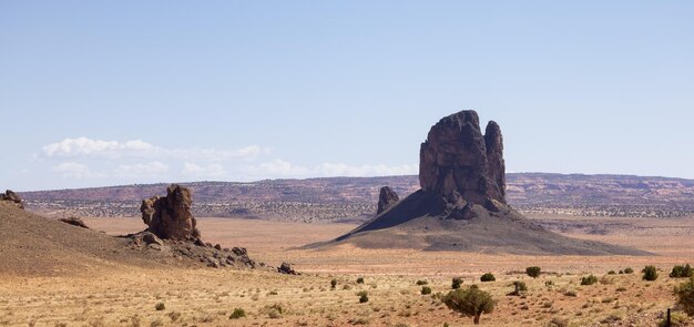 Paesaggio americano della montagna rocciosa del deserto