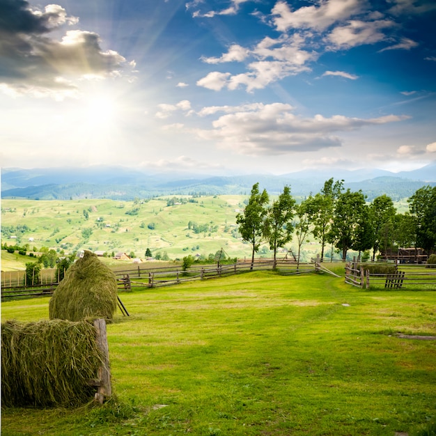 Paesaggio con villaggio