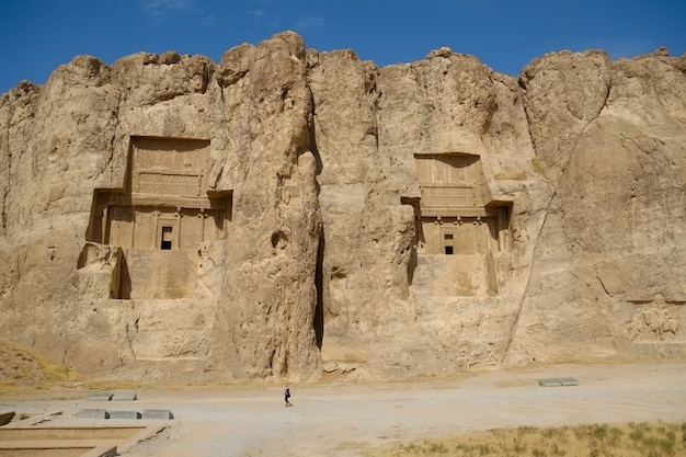 Paesaggio del famoso punto di riferimento Naqsh-e Rustam in Iran