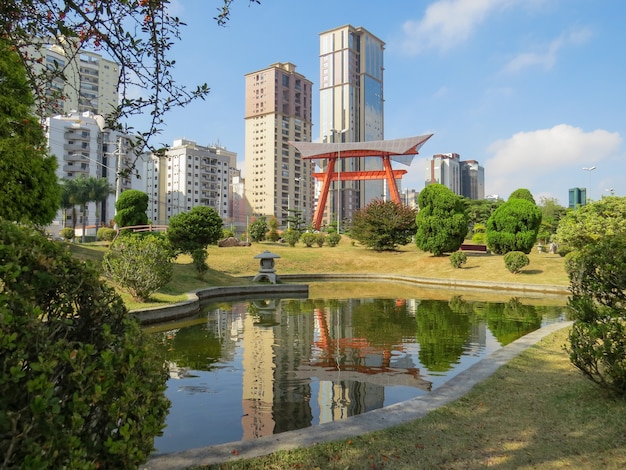 Paesaggio del giardino giapponese di Sao Jose dos Campos