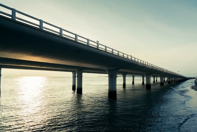 Paesaggio del ponte di Xiamen Yanwu intorno alla strada di Huandao