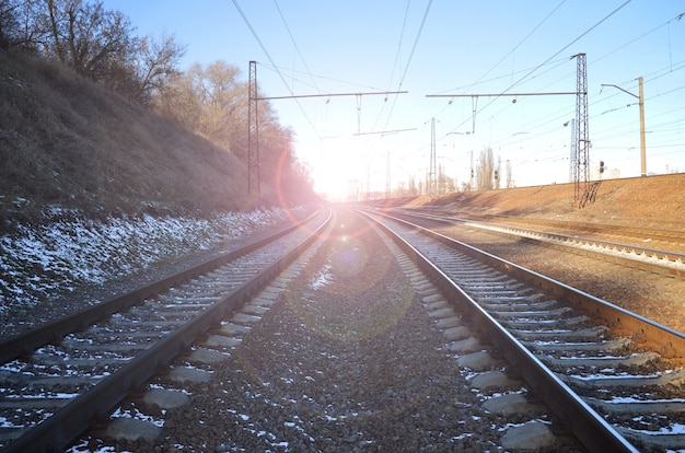 Paesaggio della ferrovia invernale