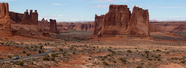 Paesaggio della formazione rocciosa di arenaria unica nel deserto Sfondo della natura americana