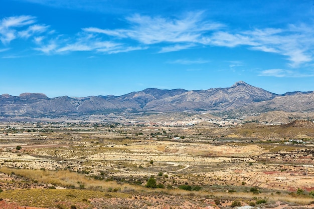 Paesaggio della Sierra del Cid vicino alle montagne di Alicante Alacant in Spagna