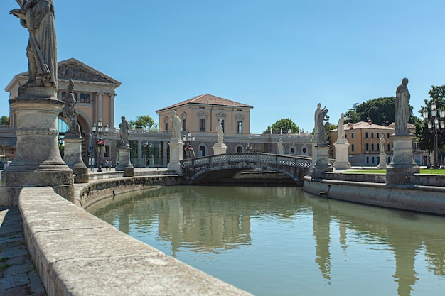 Paesaggio della veduta di Prato della Valle a Padova in Italia