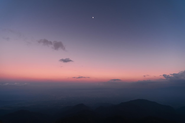 Paesaggio di montagna di sera, Sunset