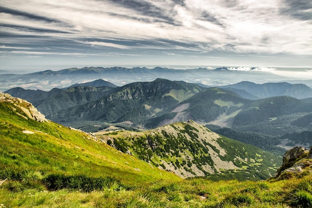 Paesaggio di montagna nei Bassi Tatra in Slovacchia