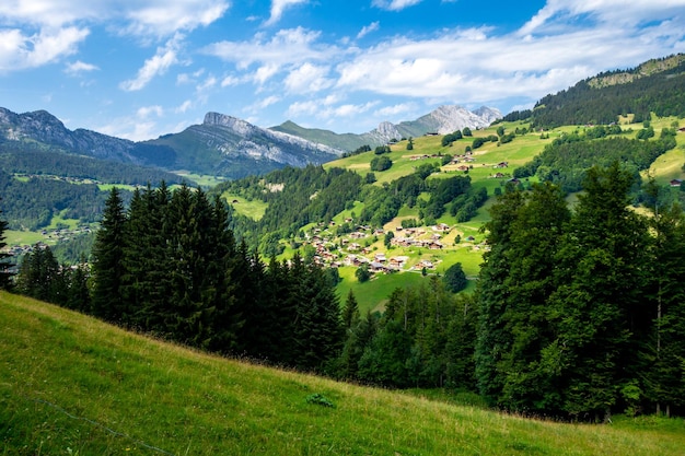 Paesaggio di montagna nel Grand-Bornand, Alta Savoia, Francia