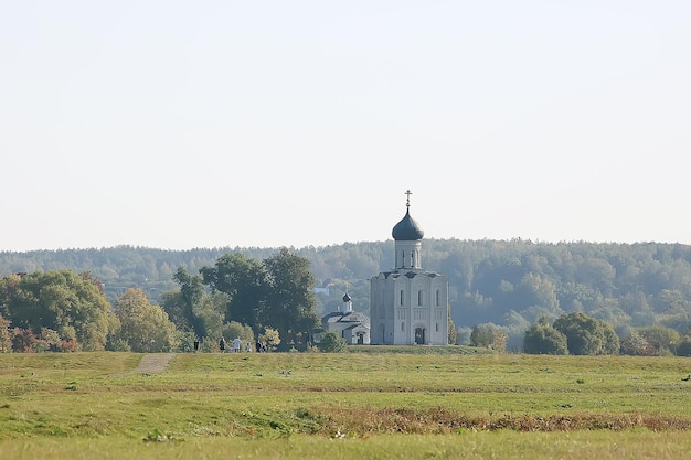 paesaggio estivo della chiesa paesaggio ortodosso / estivo, architettura della religione della fede della Russia