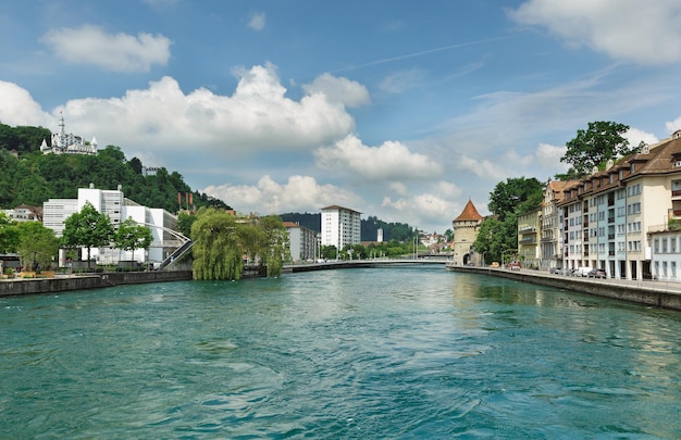 Paesaggio fluviale Lucerna Svizzera