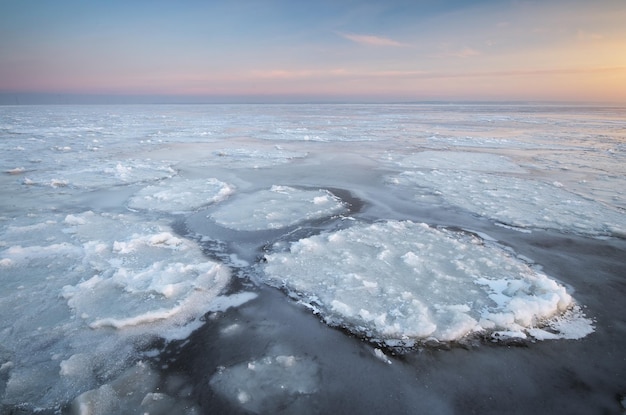 Paesaggio invernale Composizione della natura