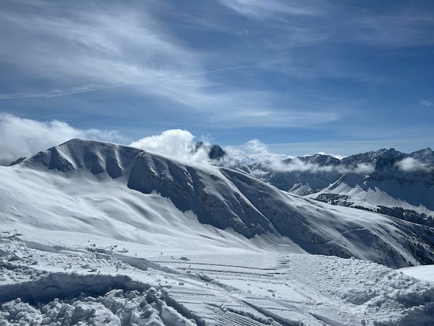 Paesaggio invernale in montagna