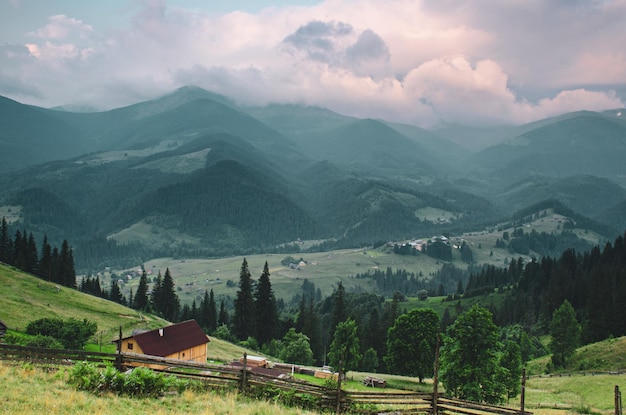 Paesaggio montano dei Carpazi