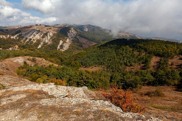 Paesaggio montano della penisola di Crimea