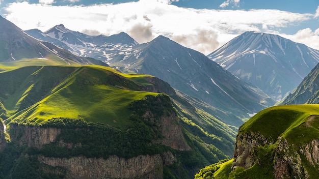 Paesaggio montano in Georgia