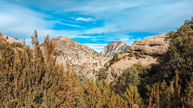 Paesaggio roccioso Sinfonia Riserva di Vadiello e la desolazione paesaggistica di Borons Ascesa Aragon Alpine