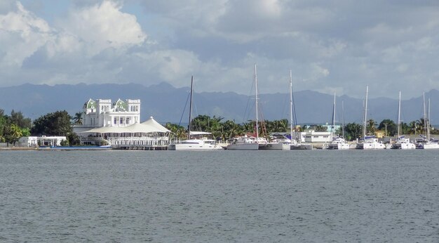 Paesaggio sul mare intorno a Cienfuegos