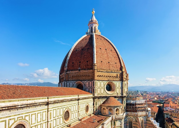 Paesaggio urbano con Santa Maria del Fiore, o Duomo di Firenze, Italia