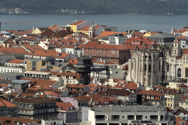 Paesaggio urbano del paesaggio di panorama aereo di Lisbona