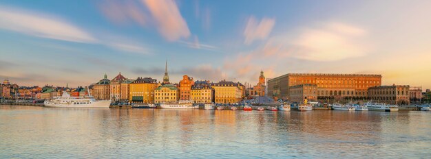 Paesaggio urbano dell'orizzonte della città della città vecchia di Stoccolma della Svezia