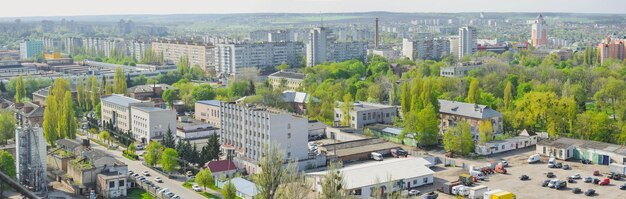 Paesaggio urbano della primavera del periodo sovietico