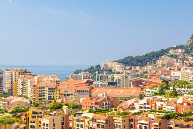 Paesaggio urbano di Monte Carlo nel Principato di Monaco, nel sud della Francia