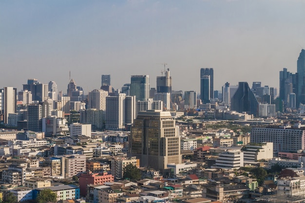 Paesaggio urbano e la costruzione di Bangkok durante il giorno, Bangkok è la capitale della Thailandia.