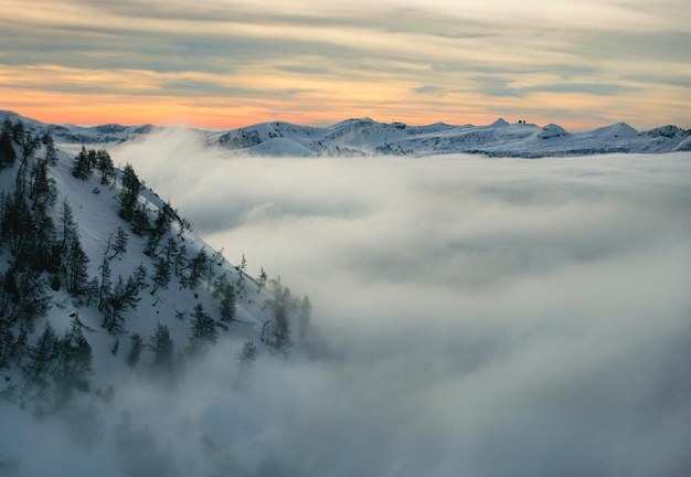 Paesaggio Viaggio Avventura Natura Bella Montagna Inverno Bellezza della Neve