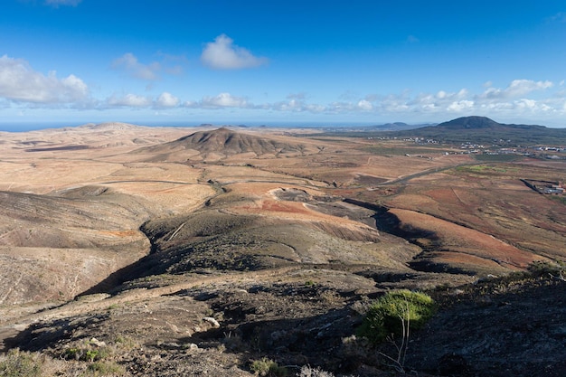 paesaggio vulcanico della parte centrale del comune di La Oliva