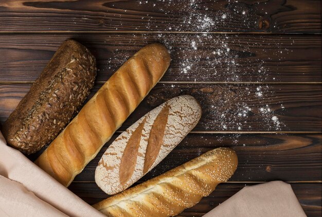 pagnotta di pane appena sfornato