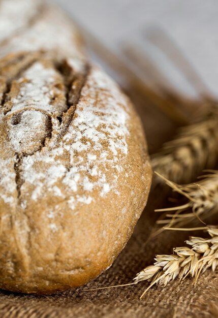 Pagnotte di pane integrale