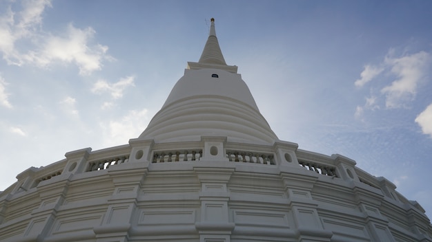 Pagoda bianca Tailandia