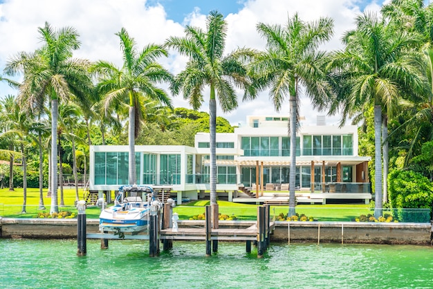 Palazzo lussuoso a Miami Beach, Florida, USA