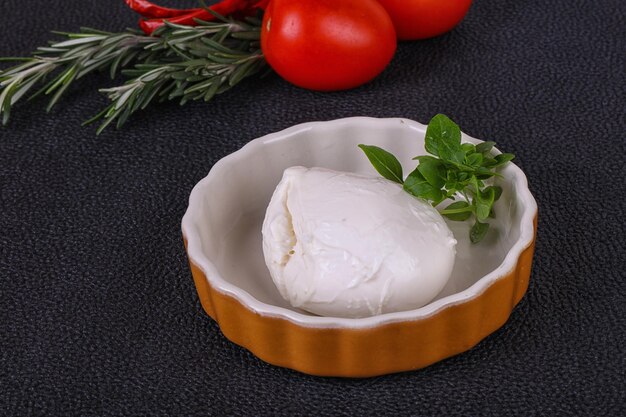 Palla di mozzarella italiana