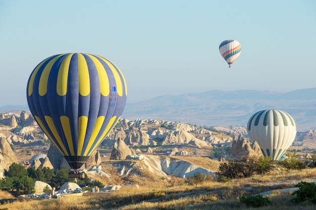 Palloncini che sorvolano la cappadocia