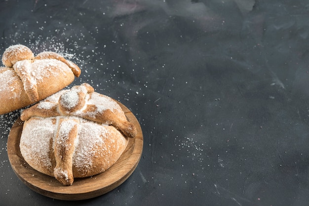 Pan de muerto sfondo nero