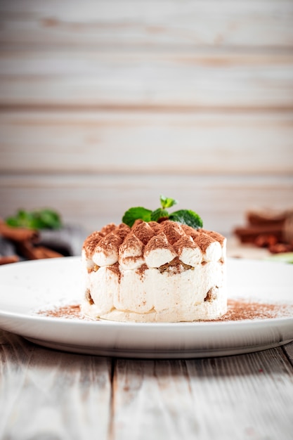 Pan di Spagna con granelli di cioccolato e menta