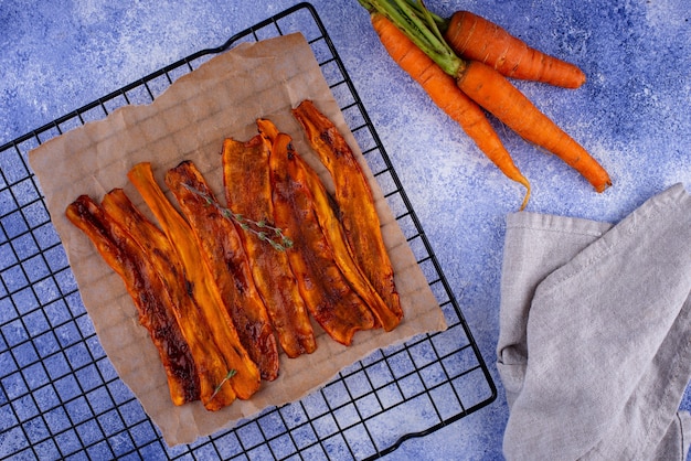 Pancetta vegetariana a base vegetale di carota