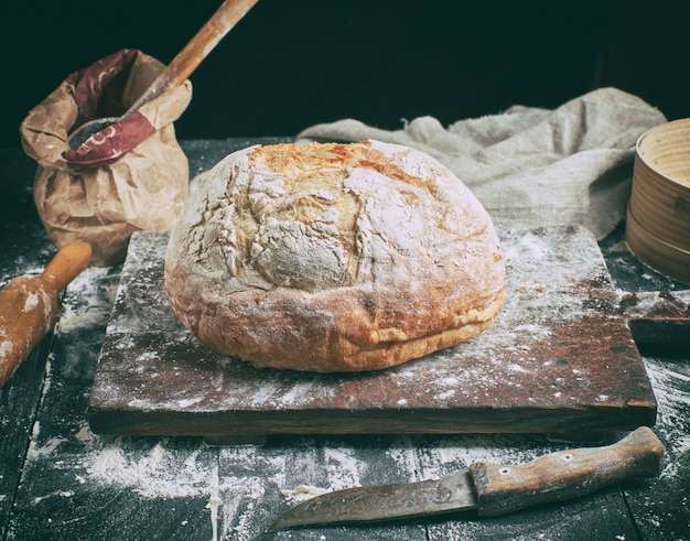 Pane al forno, farina di grano bianco