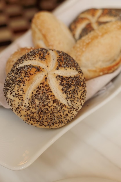 Pane bianco fresco in un ristorante