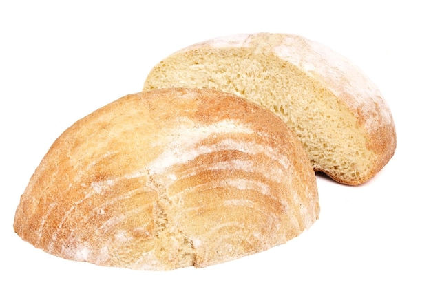 Pane croccante fresco fatto in casa Pane francese Pane a lievito Pane azzimo isolato su uno sfondo bianco