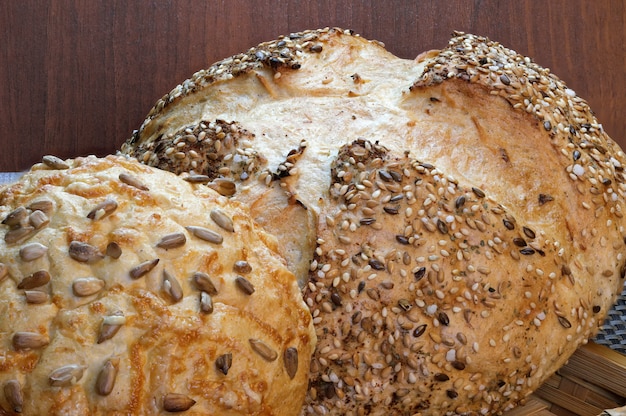 Pane di grano fatto in casa cotto