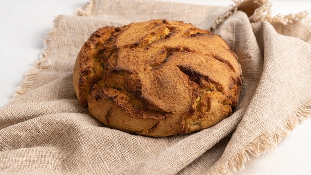 Pane di mais portoghese tradizionale