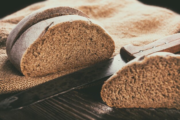 Pane di segale a fette