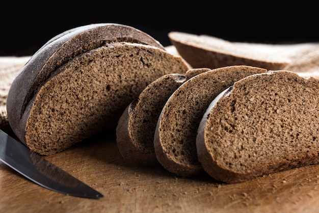 Pane di segale a fette